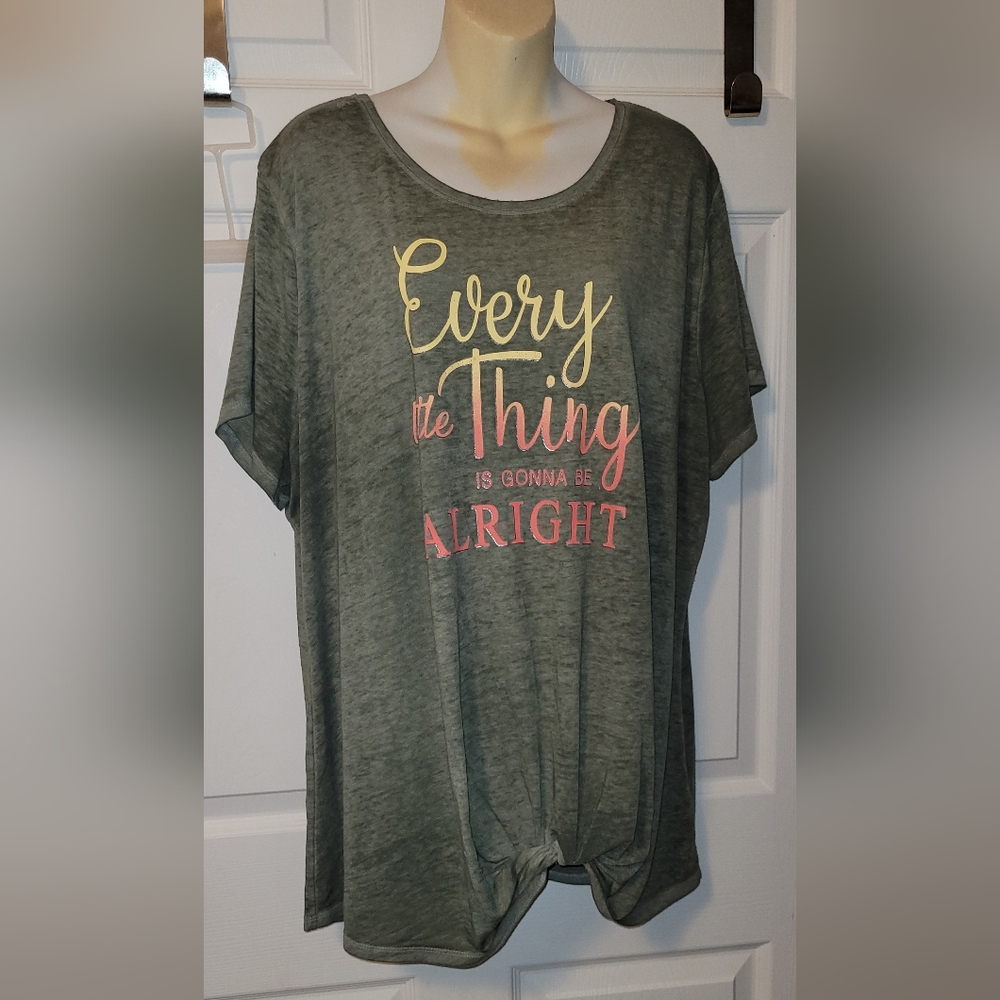 Tshirt bundle - Picture 2 of 7